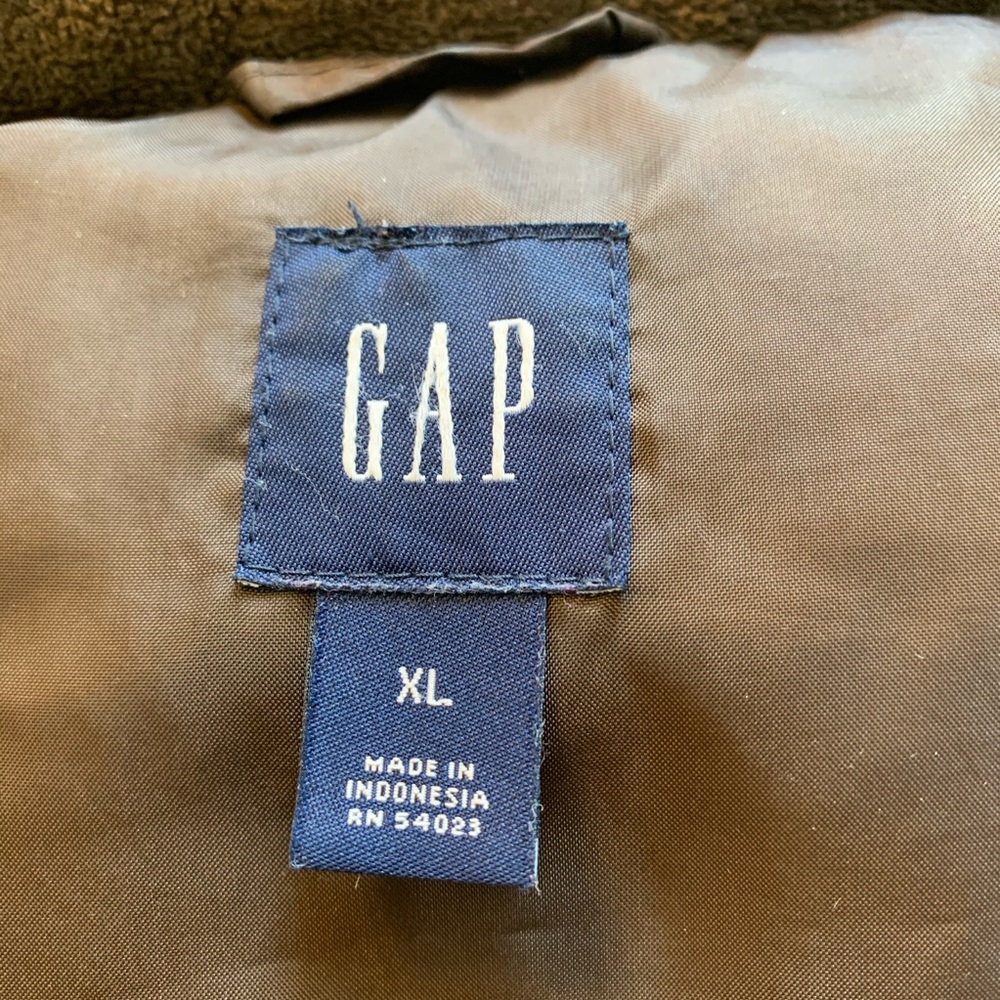 Gap Down Puffer Vest - image 7